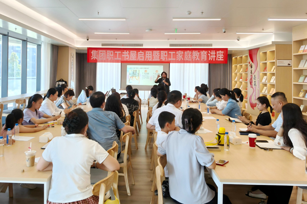 e661df8ed77e4b6c4d8cc1a9892fe0f-1